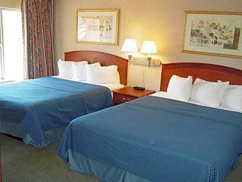 Quality Suites Central 콜로라도스프링스 외부 사진